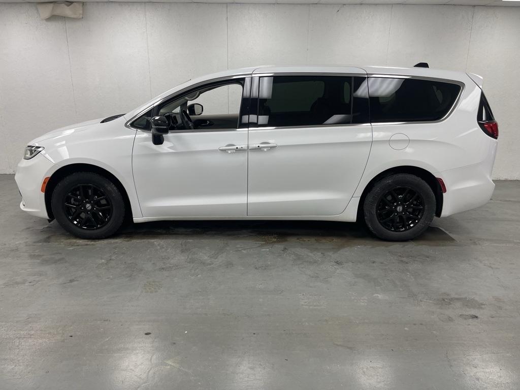 Chrysler Pacifica  2024