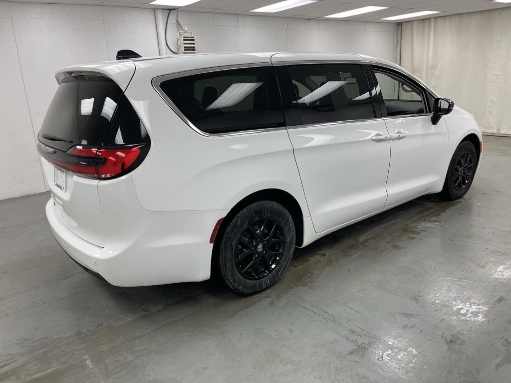 Chrysler Pacifica  2024