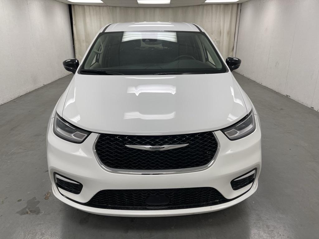 Chrysler Pacifica  2024