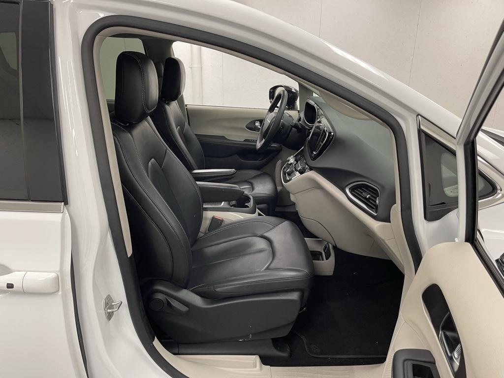 Chrysler Pacifica  2024