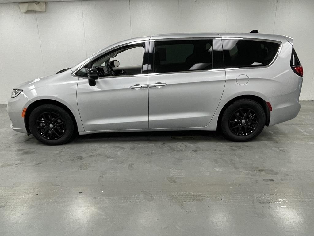 Chrysler Pacifica  2024