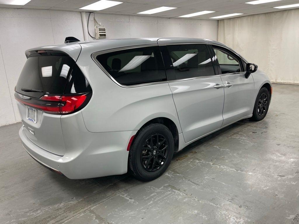 Chrysler Pacifica  2024