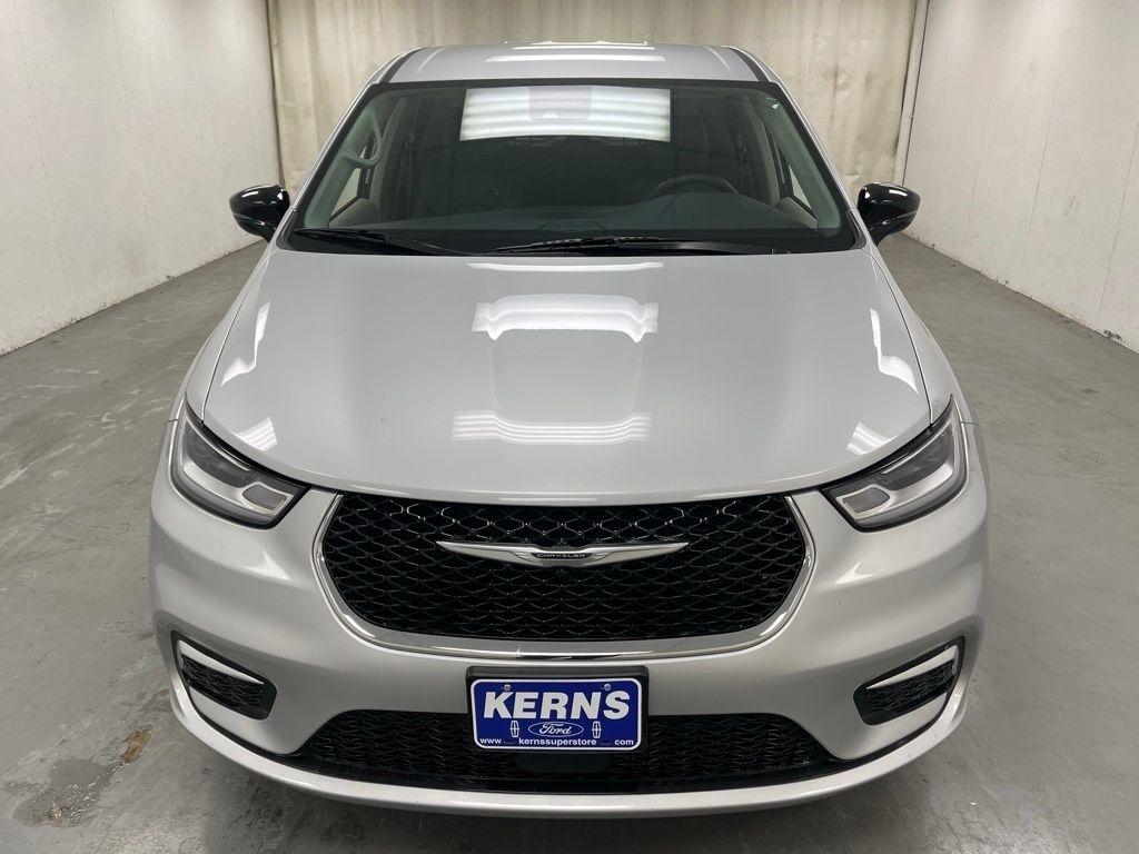 Chrysler Pacifica  2024