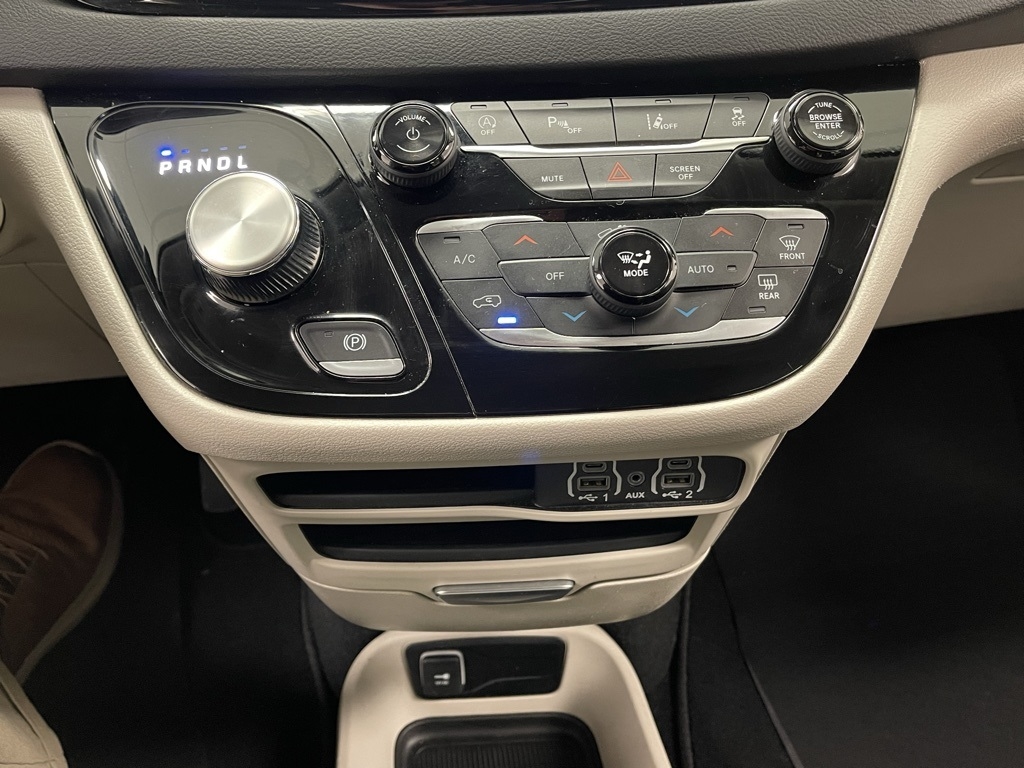 Chrysler Pacifica  2024