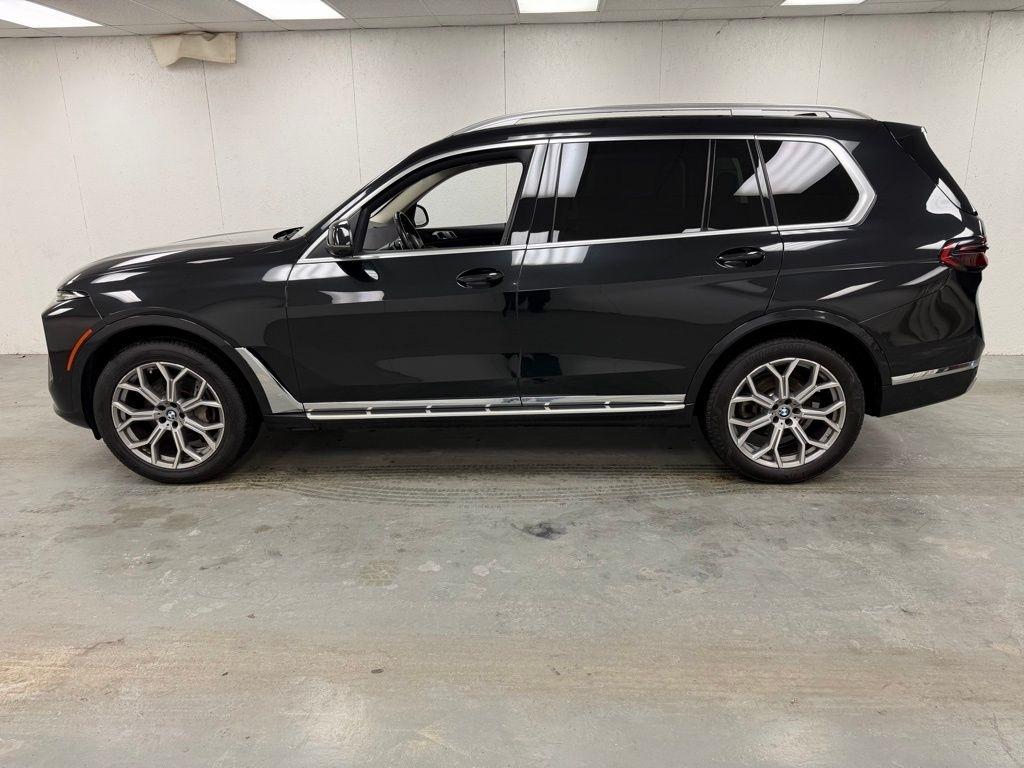 BMW X7  2024