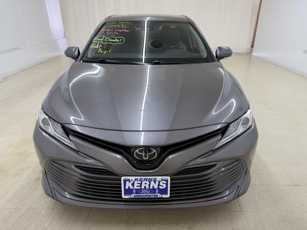 Toyota Camry  2020