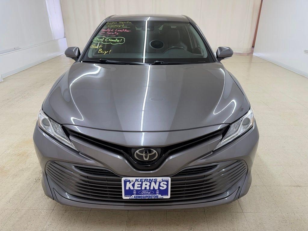 Toyota Camry  2020