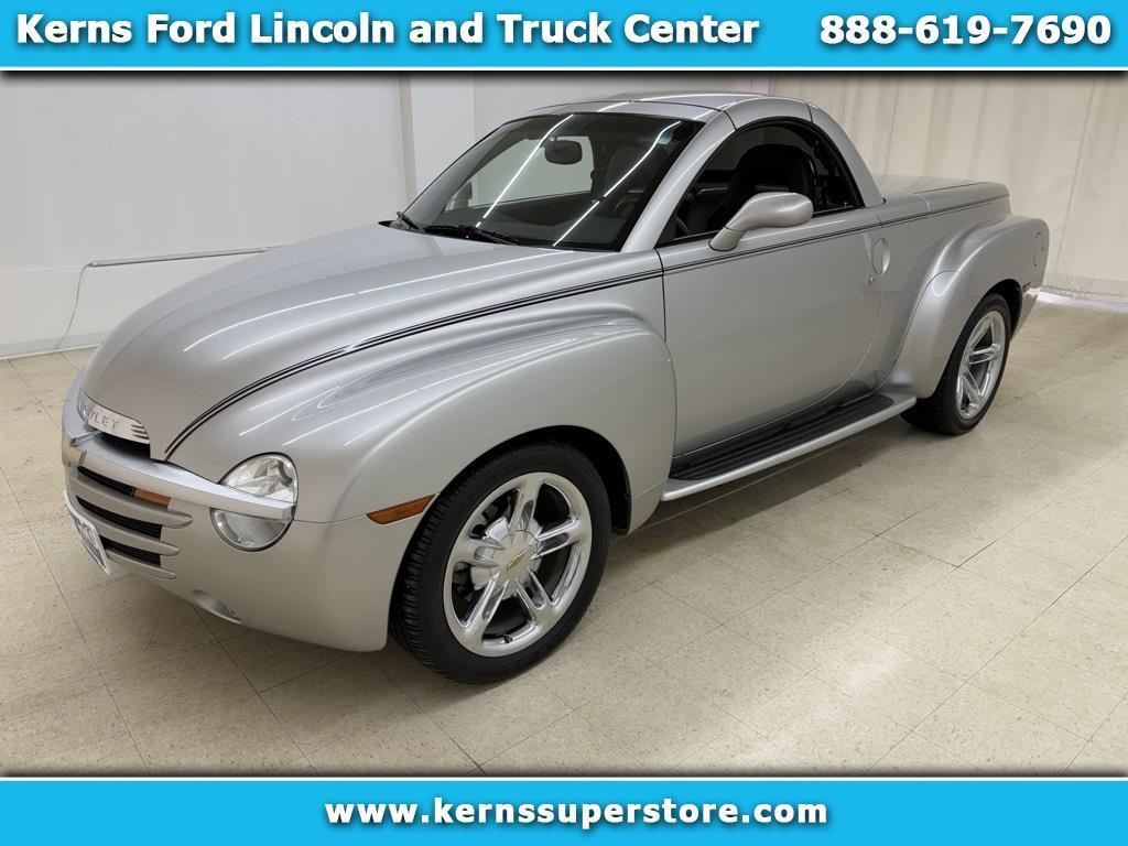 2004 Chevrolet SSR Base