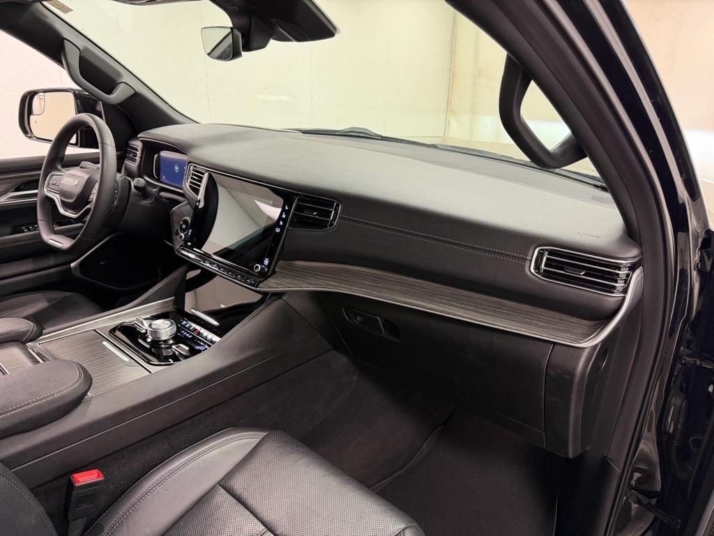 Jeep Wagoneer L  2024