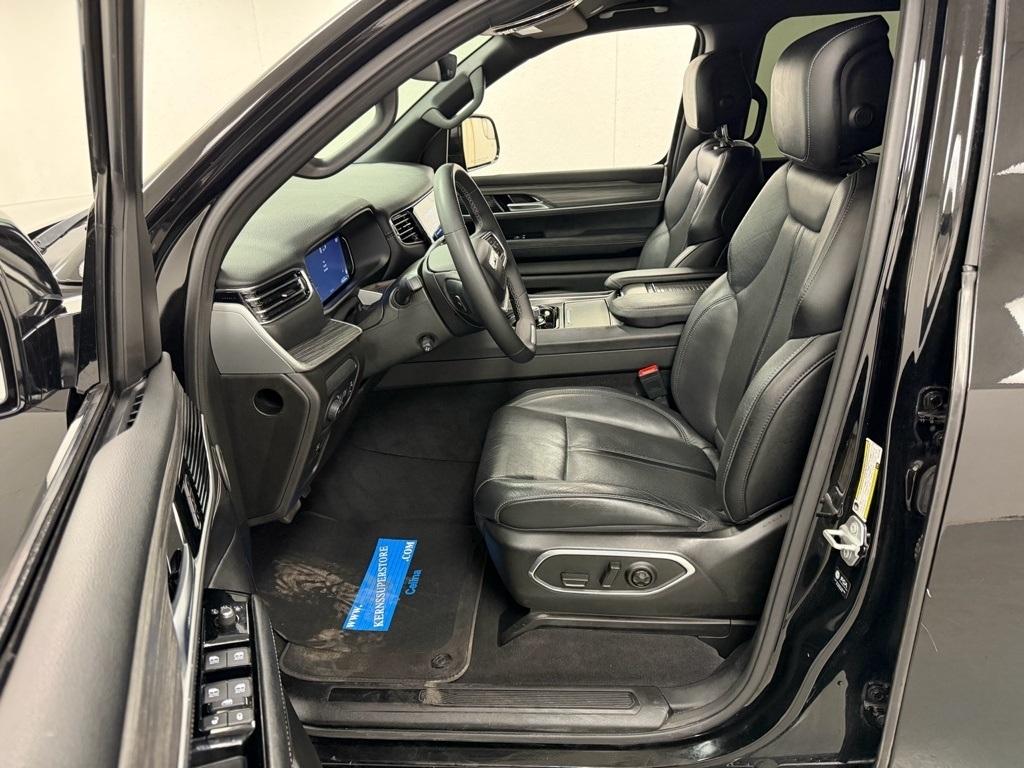 Jeep Wagoneer L  2024