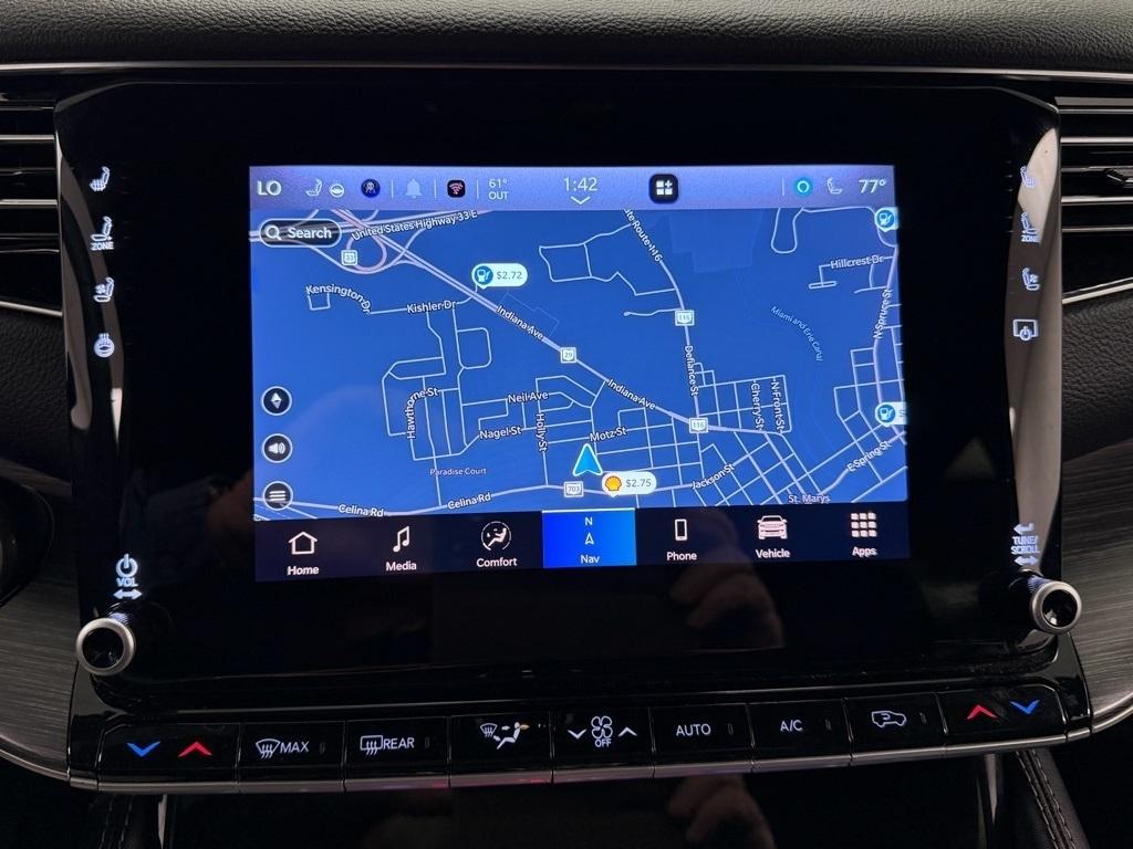 Jeep Wagoneer L  2024