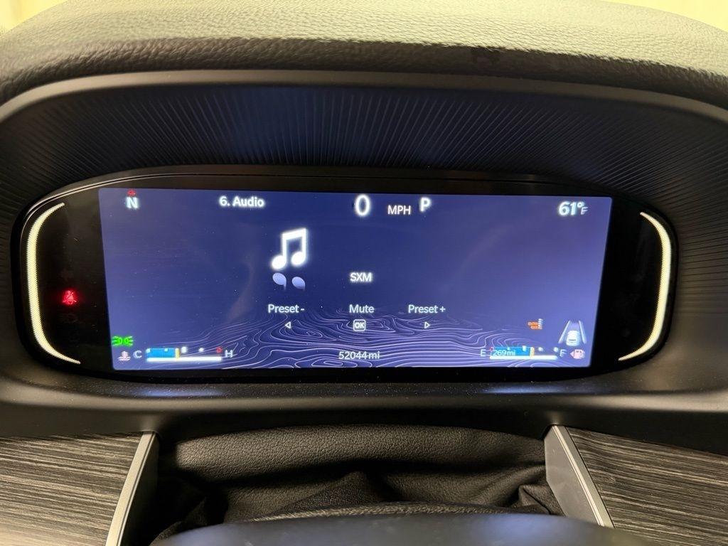 Jeep Wagoneer L  2024