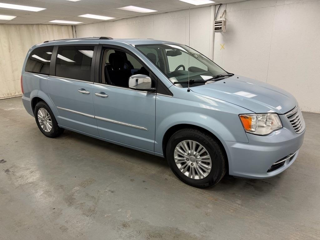 Chrysler Town & Country  2016