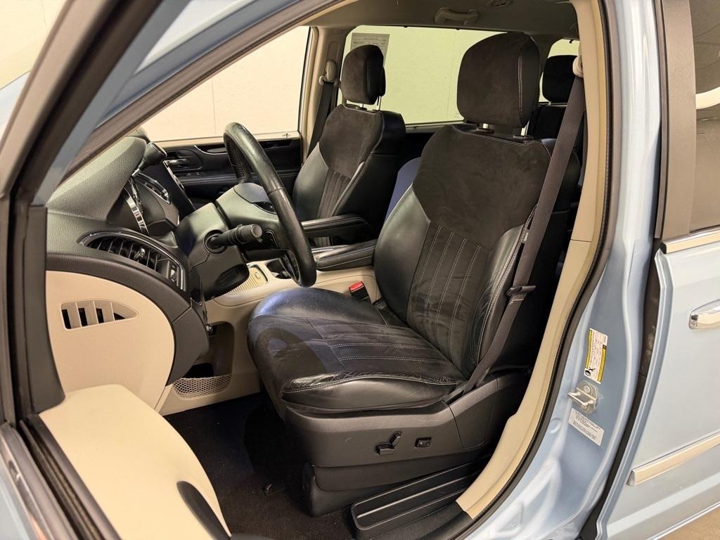 Chrysler Town & Country  2016