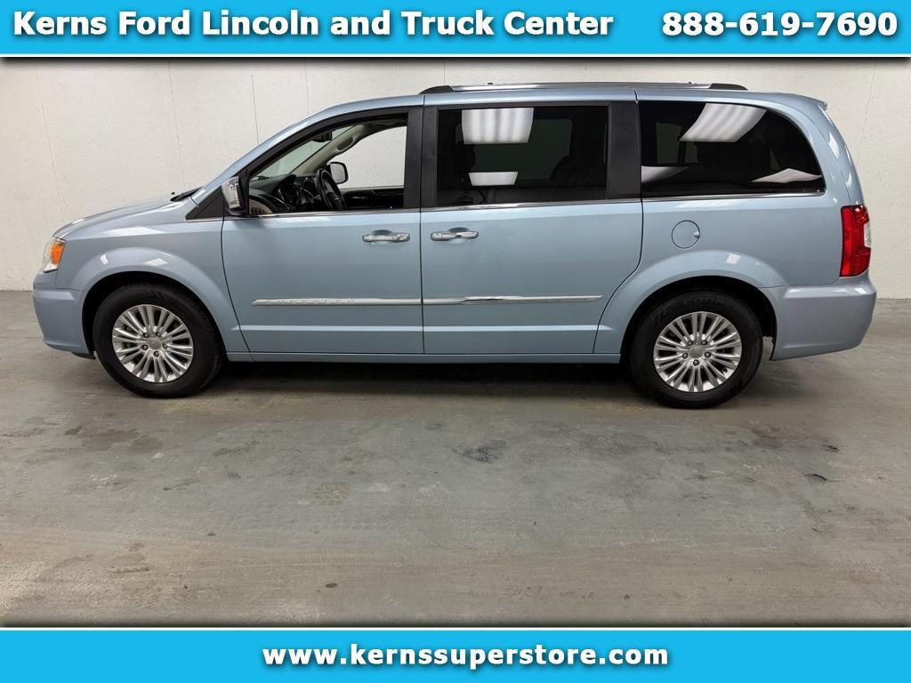 Chrysler Town & Country  2016