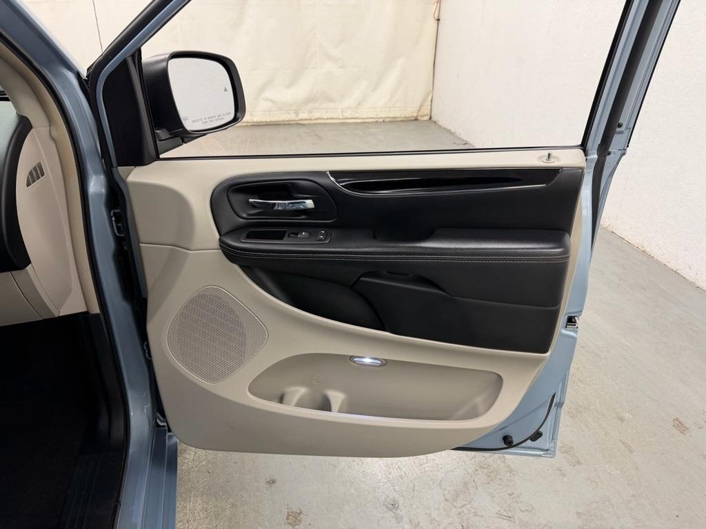 Chrysler Town & Country  2016