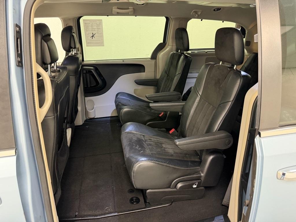 Chrysler Town & Country  2016