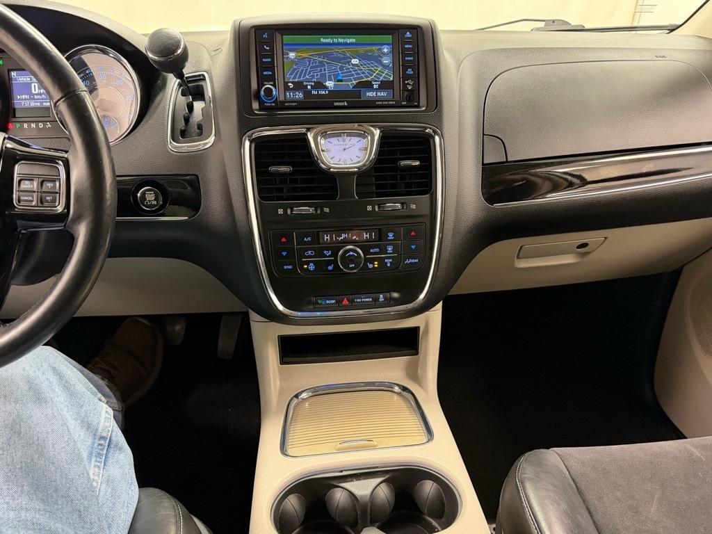 Chrysler Town & Country  2016