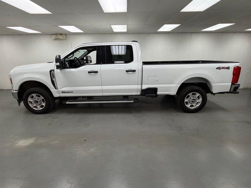 Ford F-250 SD  2025