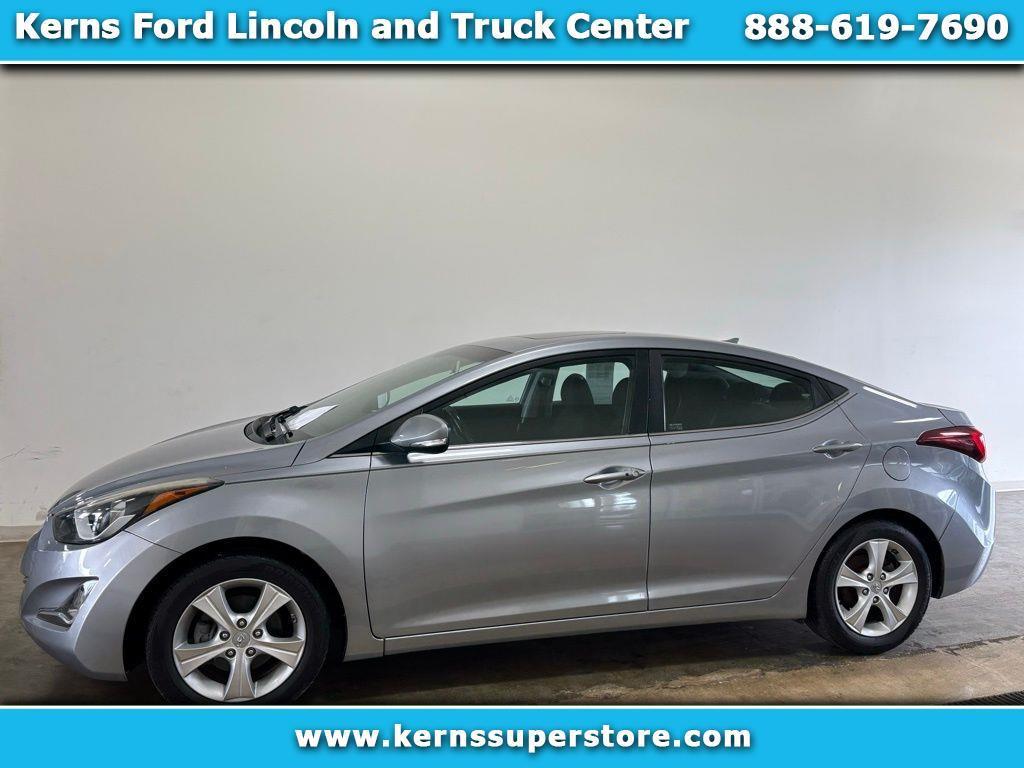 Hyundai Elantra  2016