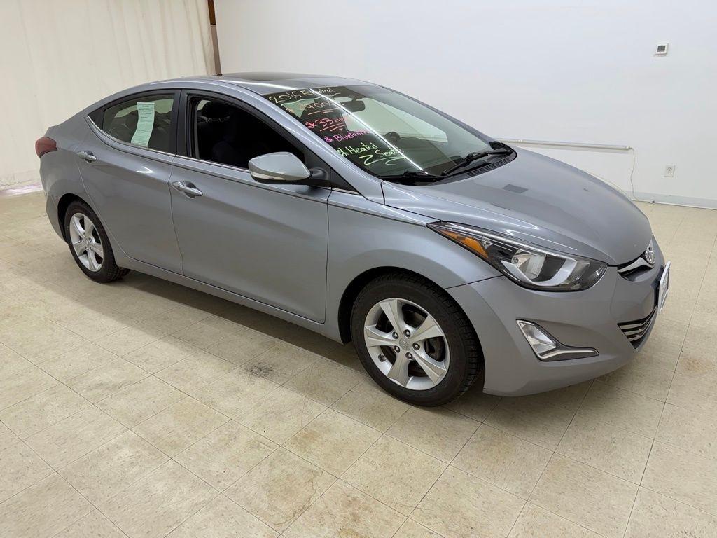 Hyundai Elantra  2016