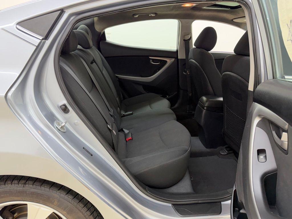 Hyundai Elantra  2016