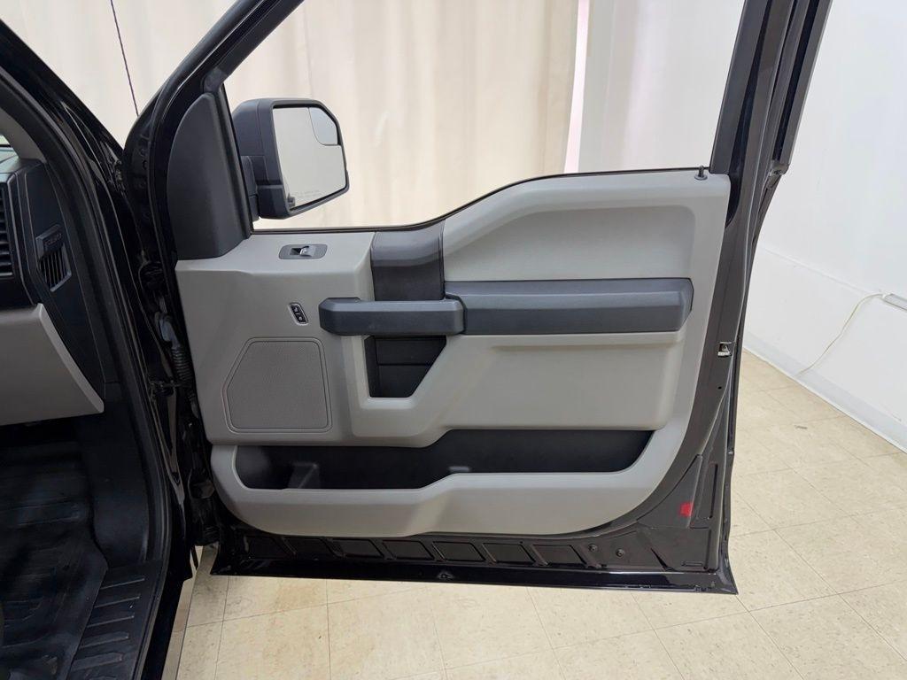 Ford F-150  2019