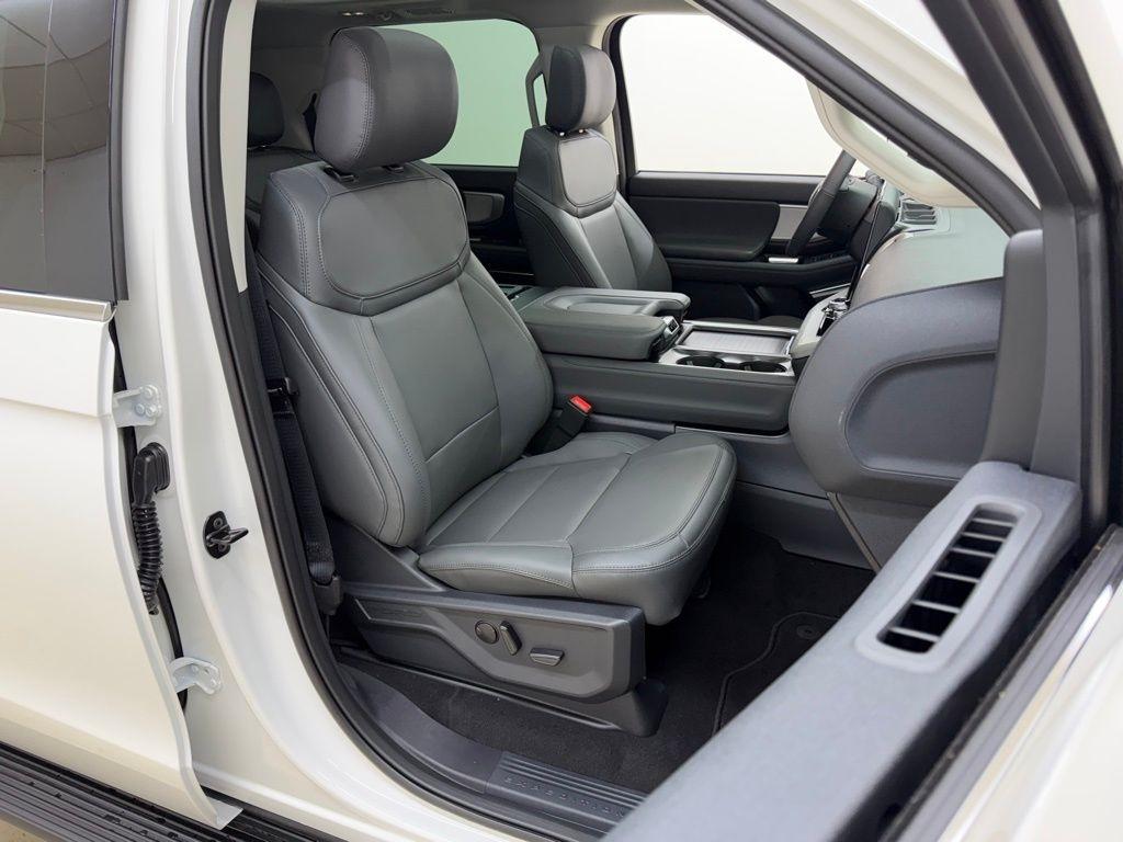 Ford Expedition  2026