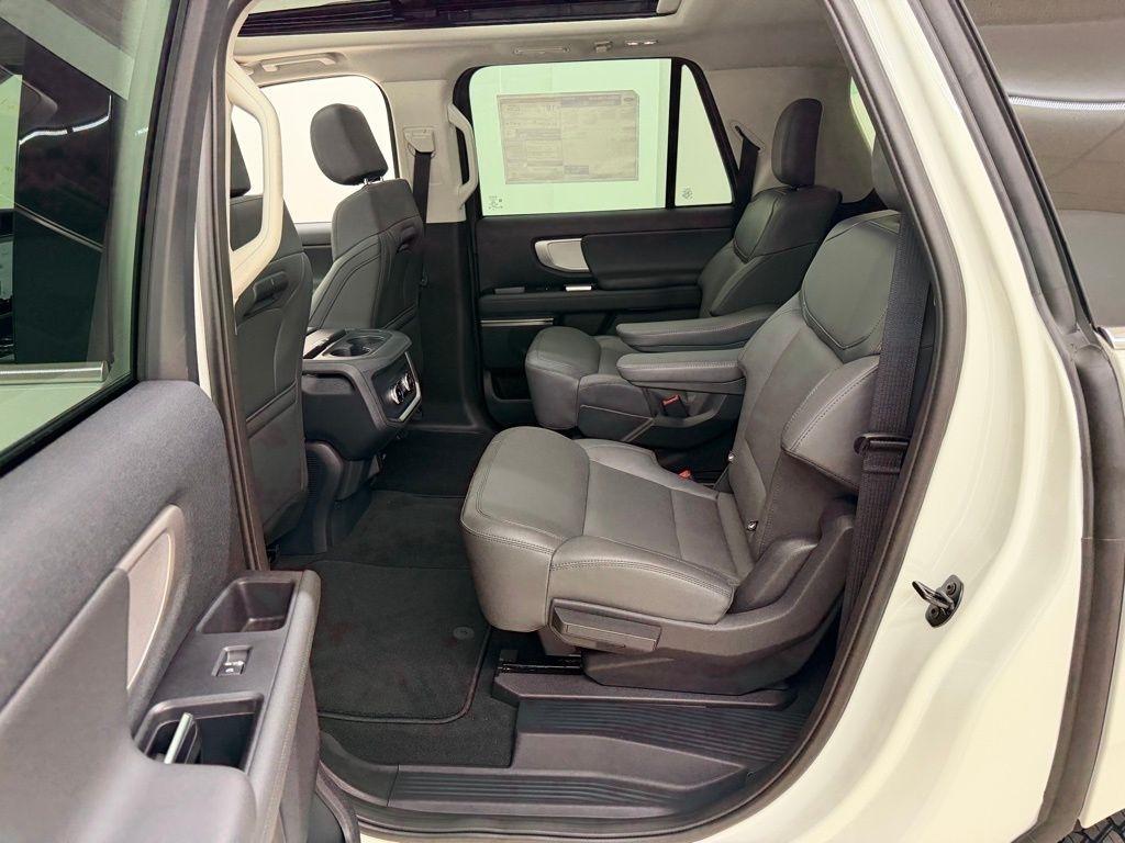 Ford Expedition  2026