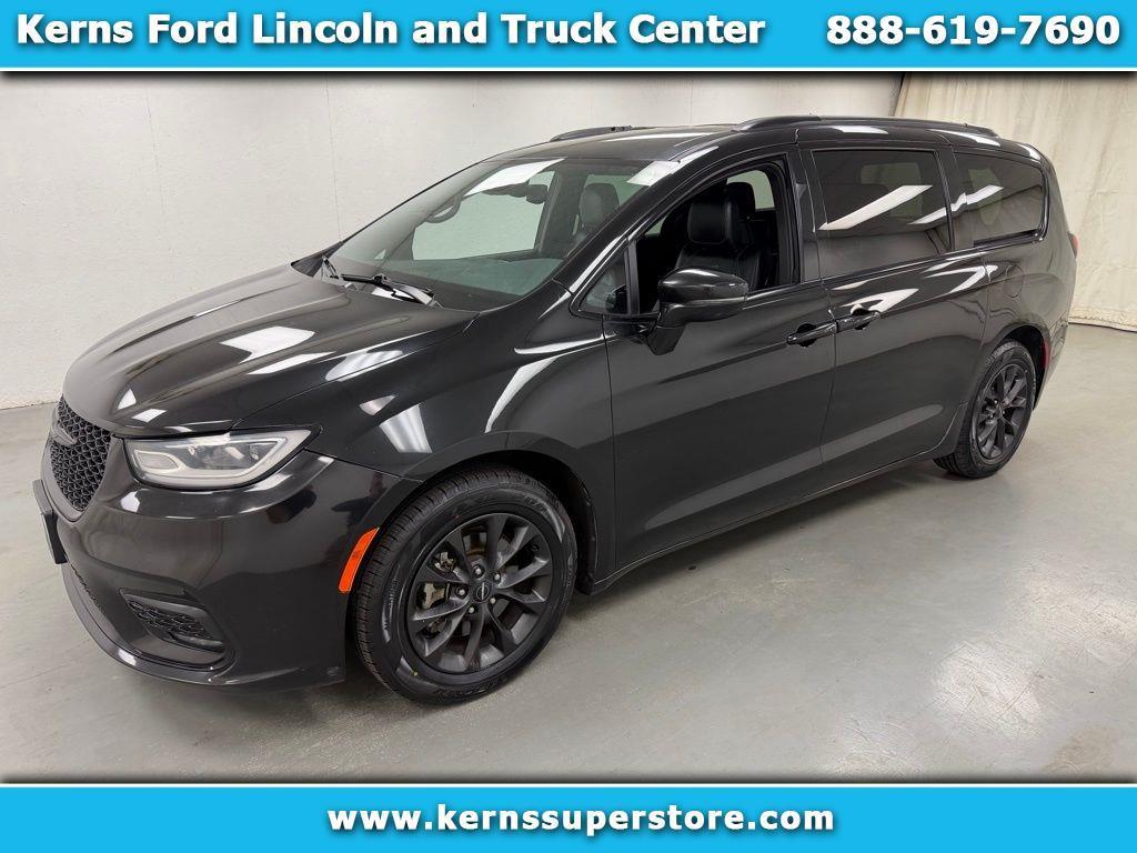 2021 Chrysler Pacifica Touring L