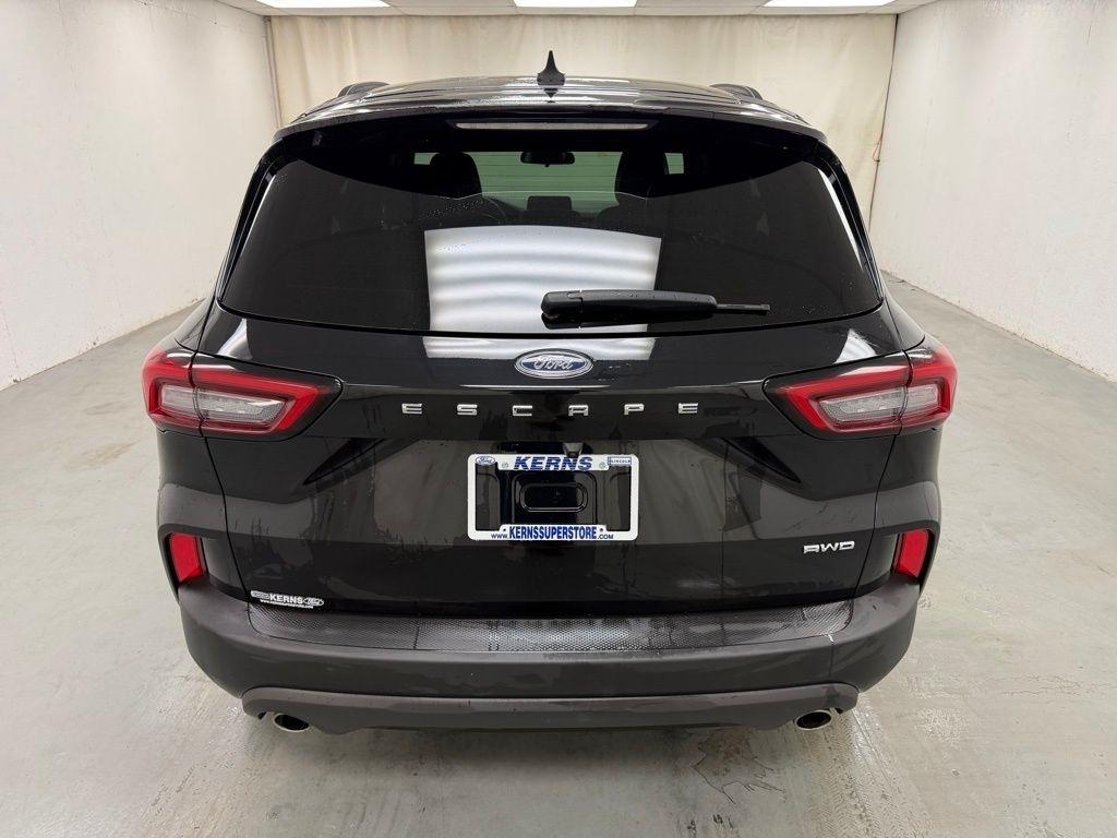 Ford Escape  2025