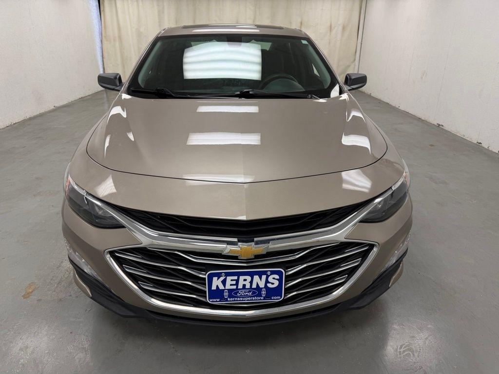 Chevrolet Malibu  2022