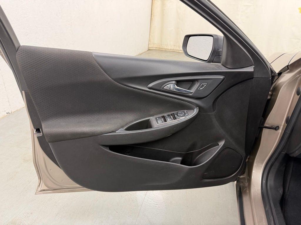 Chevrolet Malibu  2022