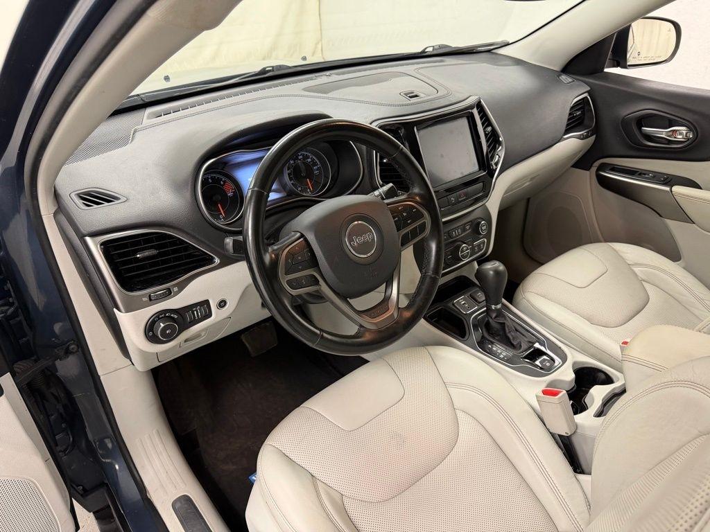 Jeep Cherokee  2020