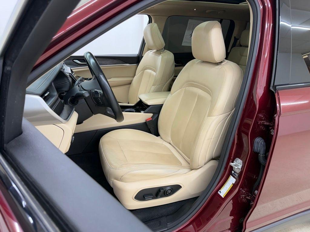 Jeep Grand Cherokee  2021