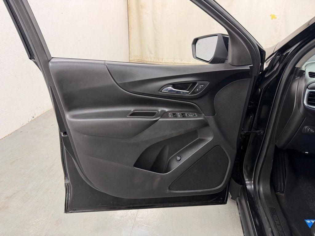 Chevrolet Equinox  2021