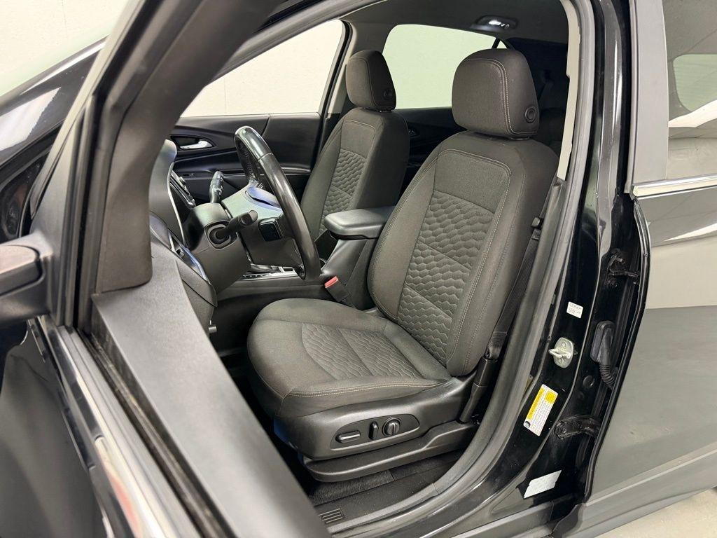 Chevrolet Equinox  2021
