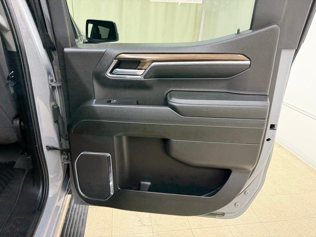 Chevrolet Silverado 1500  2024