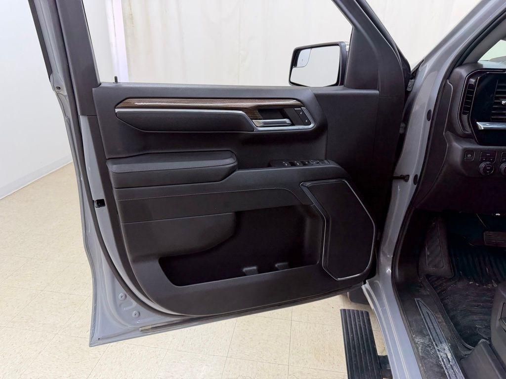 Chevrolet Silverado 1500  2024
