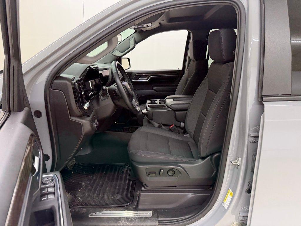 Chevrolet Silverado 1500  2024