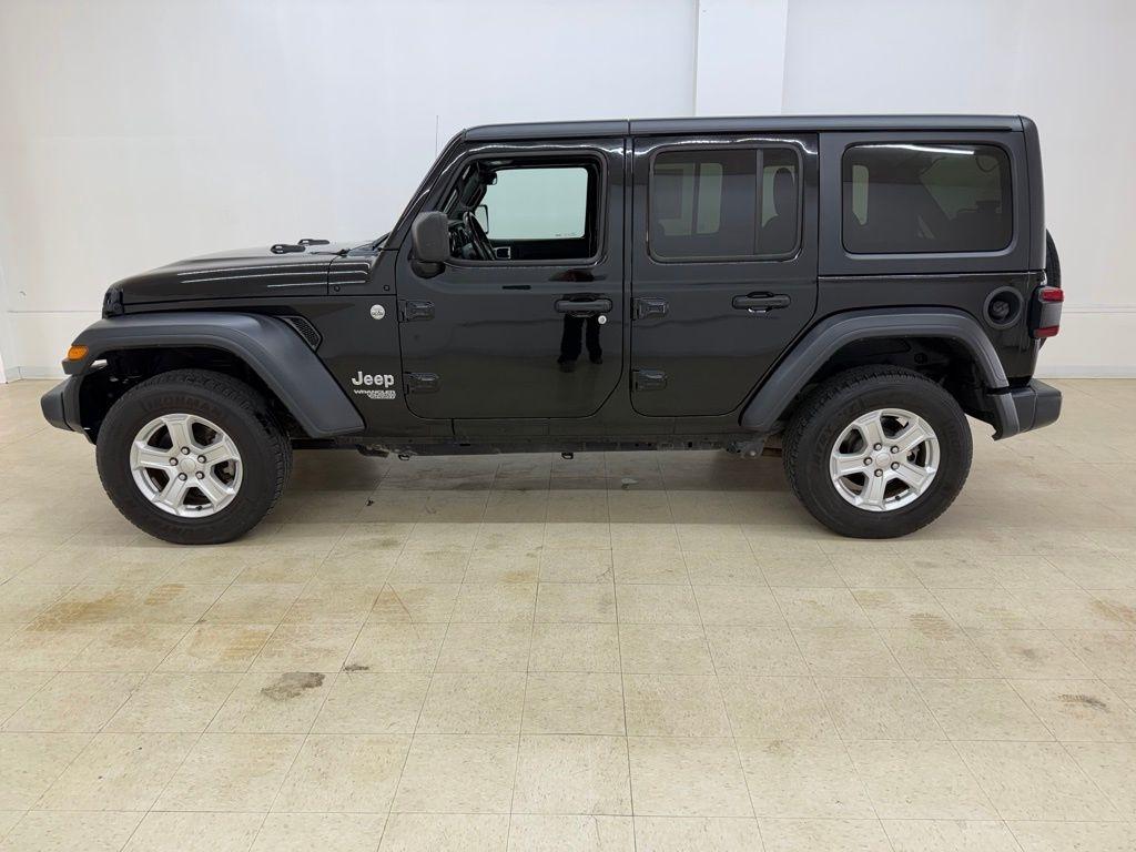 Jeep Wrangler  2019