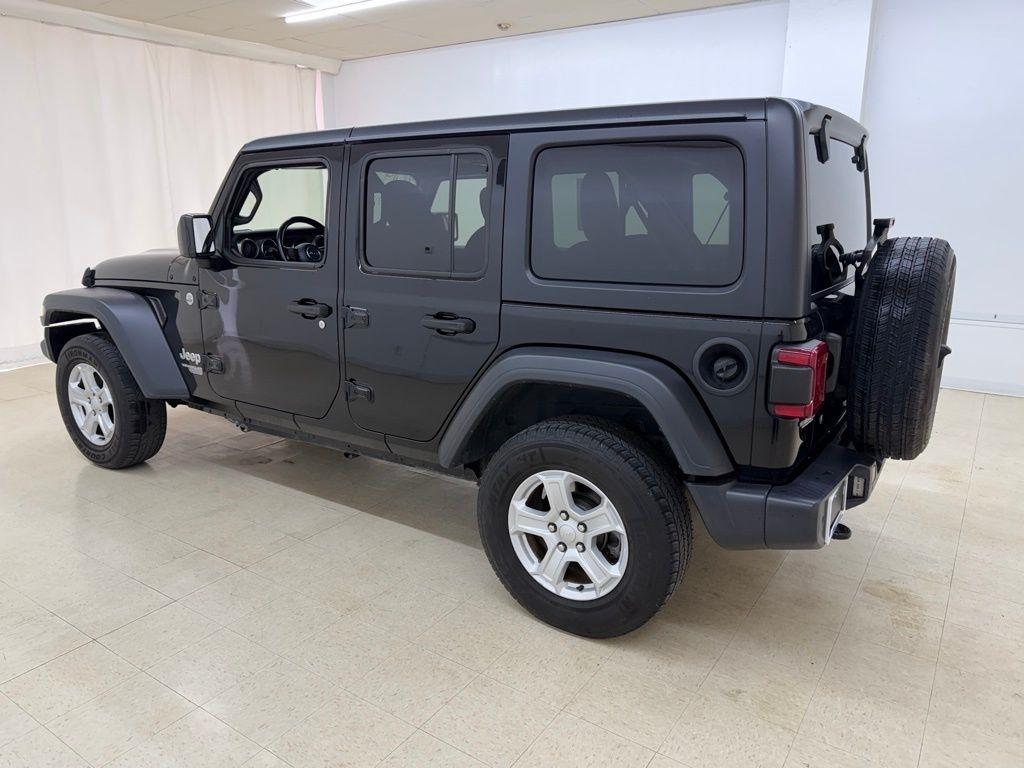 Jeep Wrangler  2019