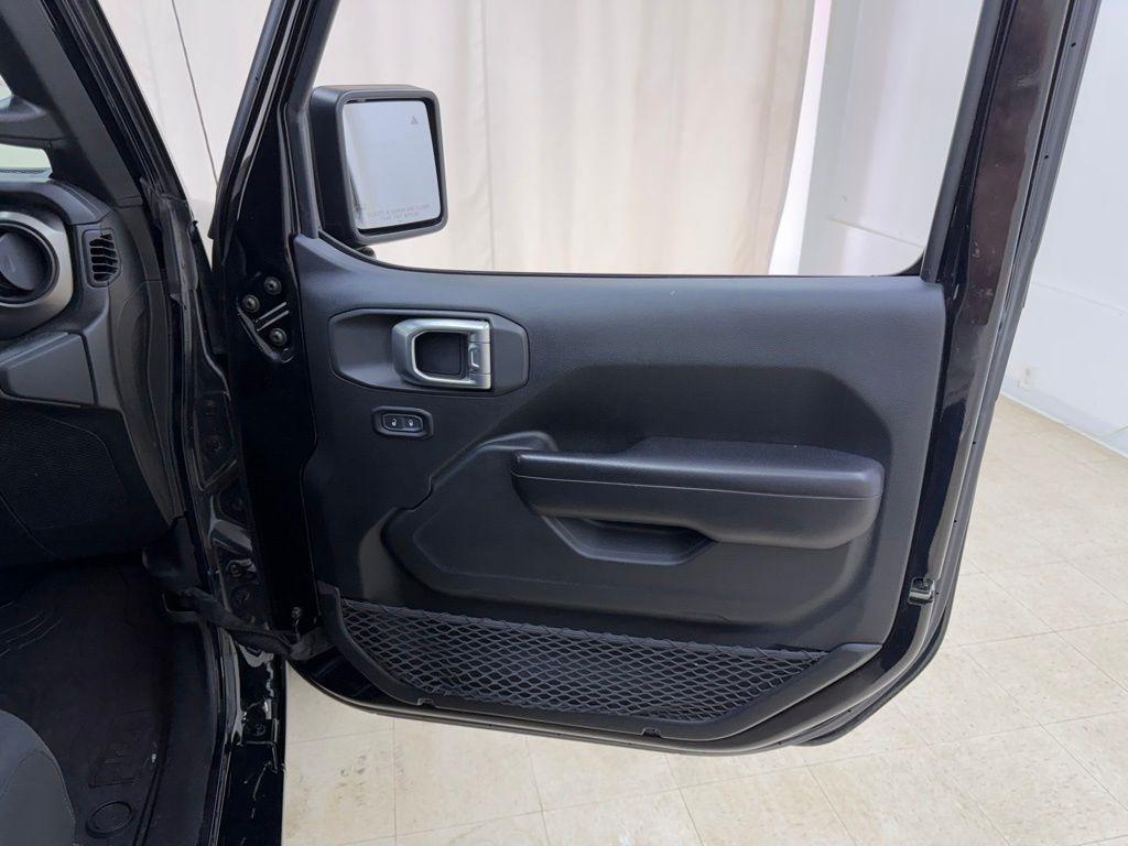 Jeep Wrangler  2019