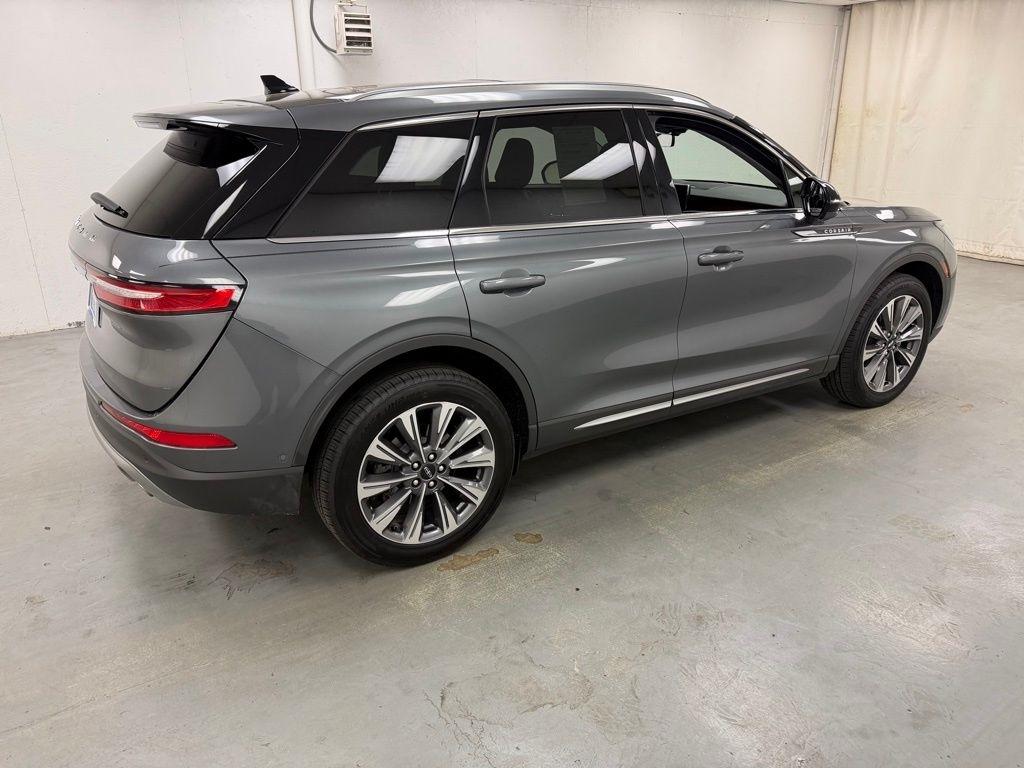 Lincoln Corsair  2021