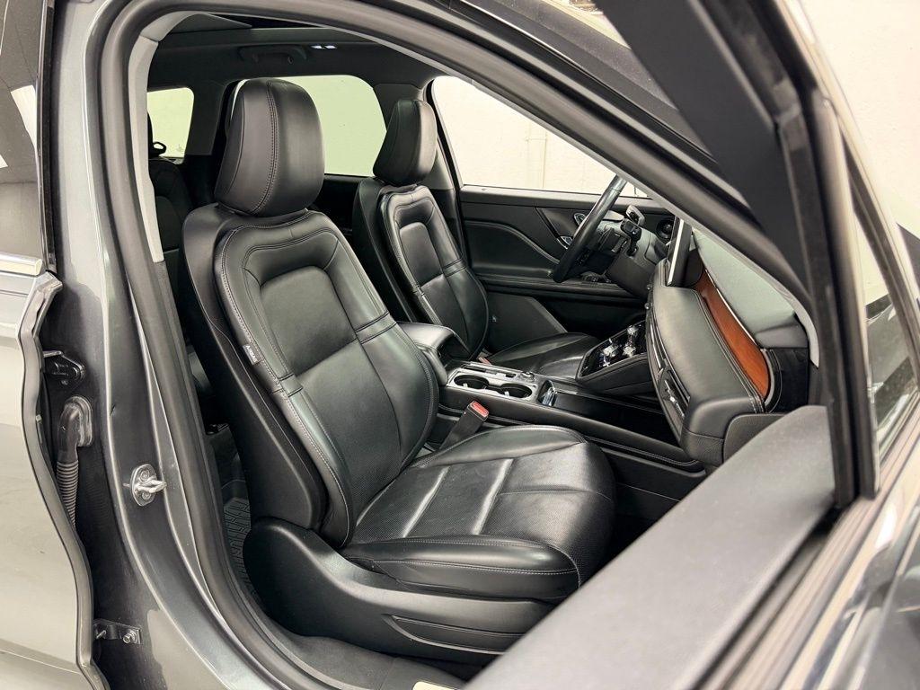 Lincoln Corsair  2021