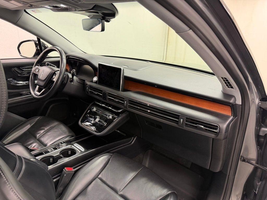 Lincoln Corsair  2021