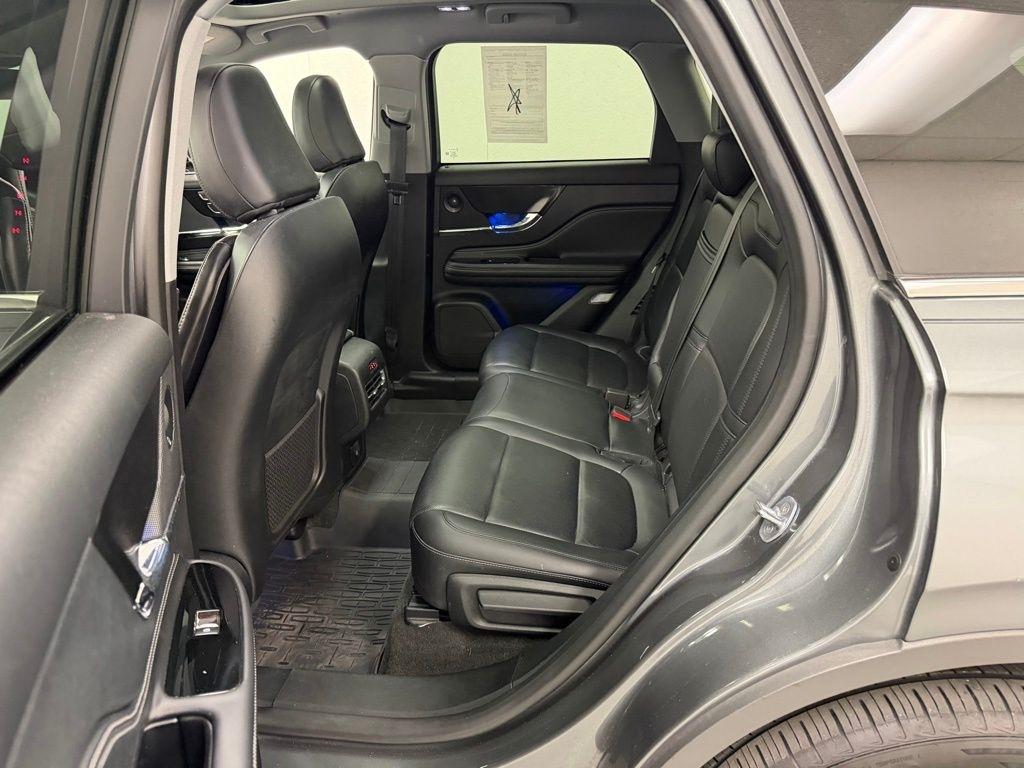 Lincoln Corsair  2021