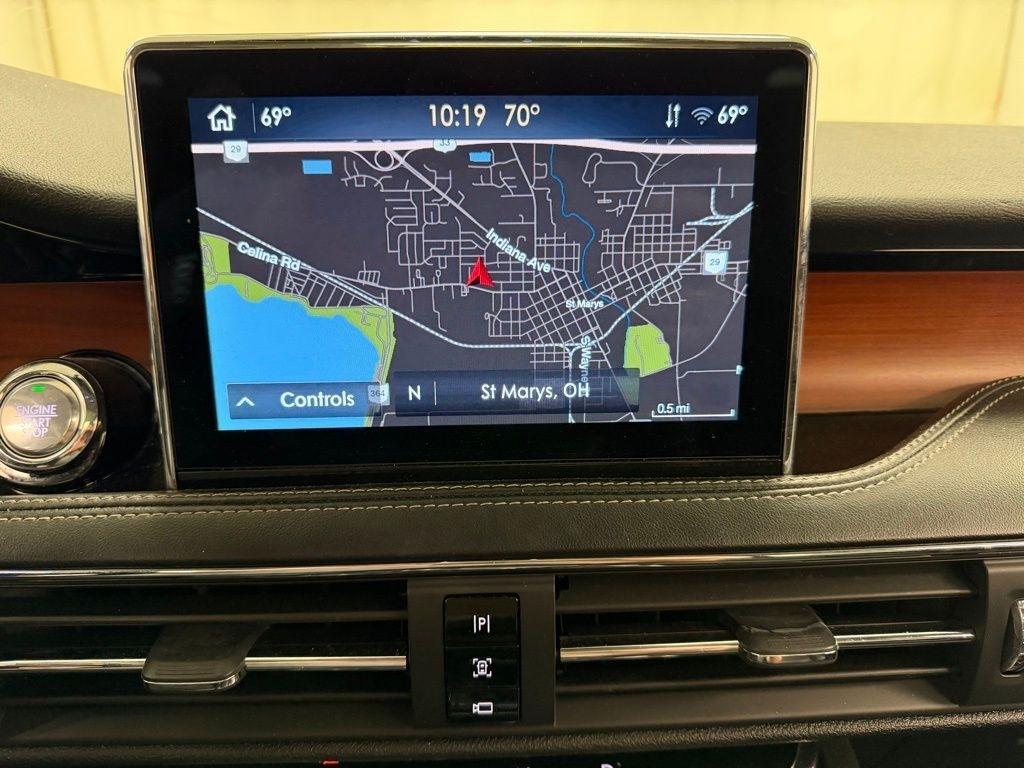 Lincoln Corsair  2021