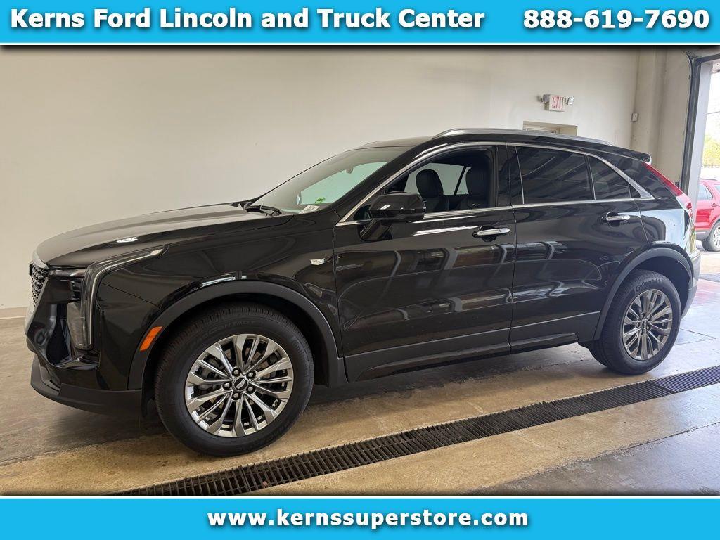 2025 Cadillac XT4 Premium Luxury