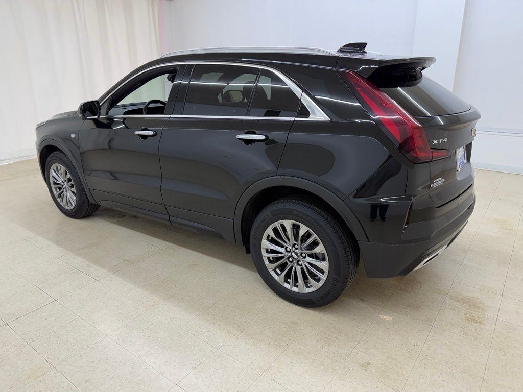 Cadillac XT4  2025